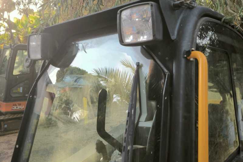 OmecoHub - Immagine JCB 210